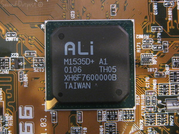 ASUS A7A266 - motherboard - ATX - Socket A - Image 3