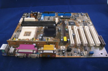 A7V KT133 Athlon Thunderbird 1.4 (ASUS / AMD)