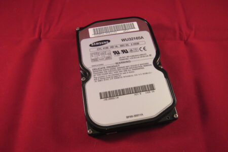 Samsung SpinPoint WU32165A – hard drive – 2.1 GB