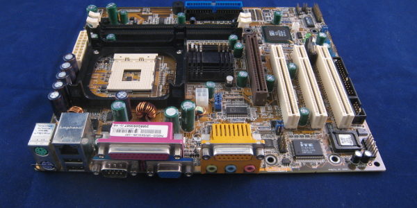 Asus P4S333-VM Package 2