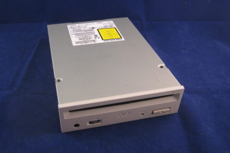 SD M1502 Toshiba - DVD-ROM drive - IDE - internal