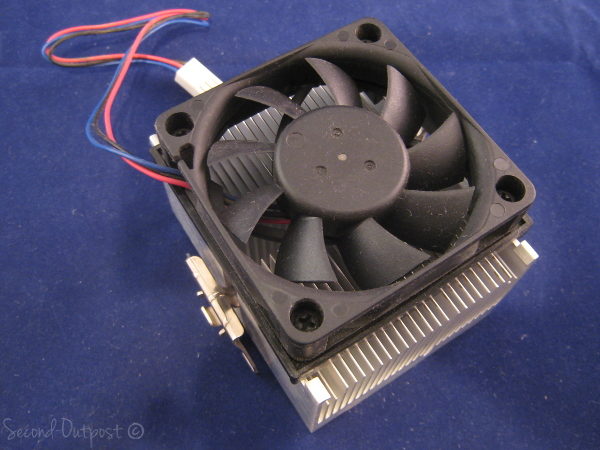 AMD CMDP5-6131D-A1 Socket 370 CPU Fan And Heat Sink - Image 5