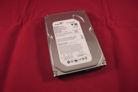 ST380815AS Seagate Barracuda 7200.9 80GB 7.2K SATA Hard Drives